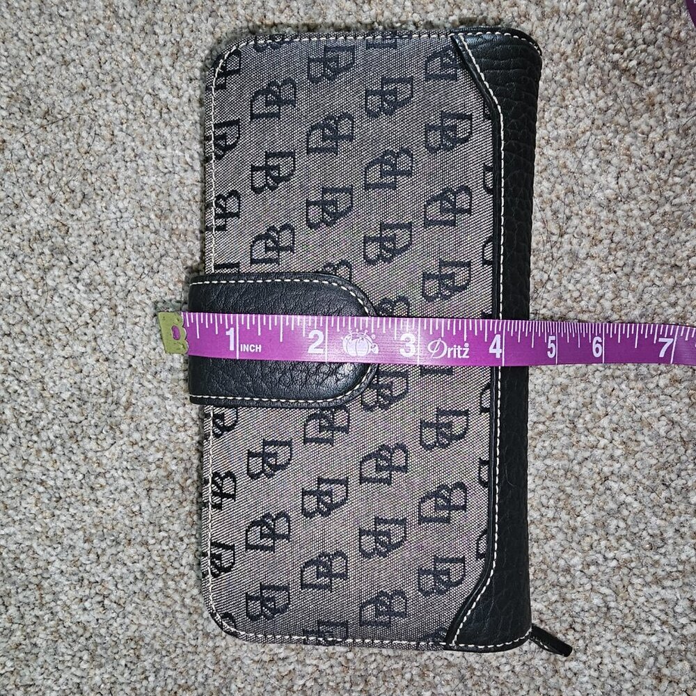 Dooney & Bourke Wallet - Picture 9 of 9